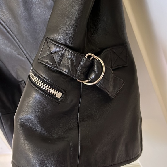 Wilson’s Leather Jacket - Picture 3 of 8